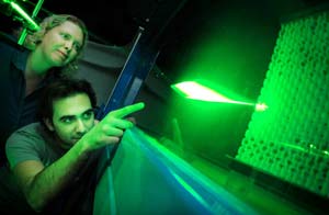 Tìm kiếm phương pháp bảo toàn năng lượng thông qua nghiên cứu cá mập