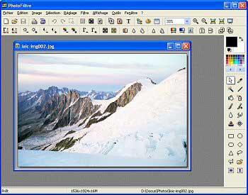 Chuyên nghiệp như Photoshop với dung lượng cực nhỏ