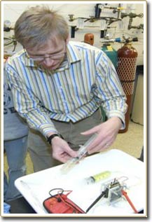 Kỹ thuật mới chế tạo butanol – loại nhiên liệu sinh học tốt hơn ethanol