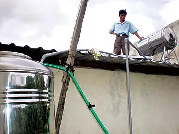 Nhà sáng chế <i>“chân đất”</i> ở Kon Tum