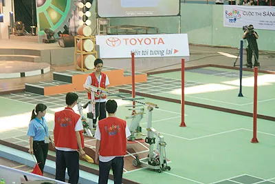 Khởi tranh vòng chung kết Robocon năm 2009