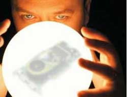 IT 2005: Những lời tiên tri xuất thần và... 