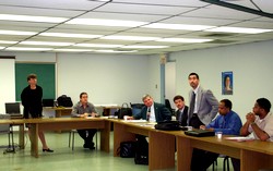 Hợp tác khoa học quốc tế: Tăng cường với nhiều thách thức