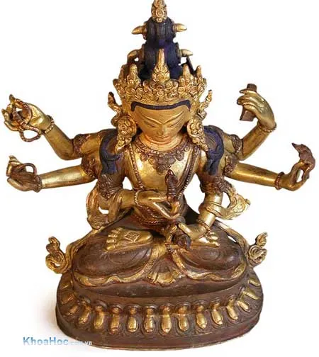 Những bức tượng thần kỳ