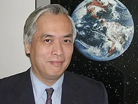 Nhà khoa học gốc Việt được UNESCO trao giải