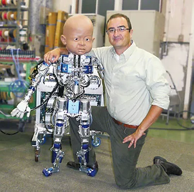 Thêm "bé robot" sắp chào đời