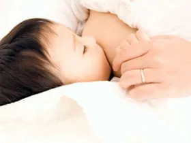 Sữa mẹ làm giảm nguy cơ bị hen suyễn ở trẻ nhỏ