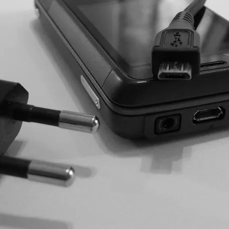 Châu Âu áp dụng chuẩn mới cho điện thoại di động