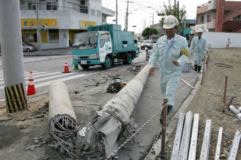 Bão Songda tấn công vào miền nam Nhật Bản