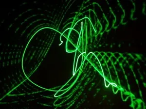 Các nhà khoa học đã tạo ra được loại “laser sống”