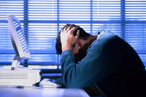 Dùng quá nhiều công nghệ gây tâm lý bất mãn