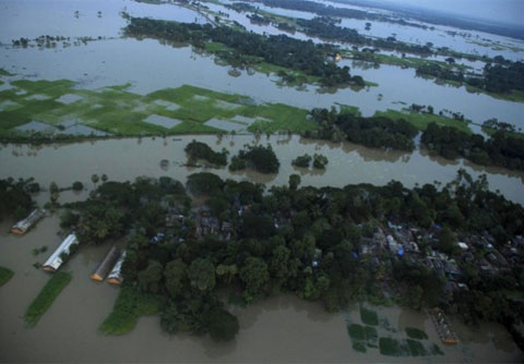 Nam Á chìm trong nước lũ