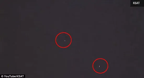 Khoảnh khắc vệ tinh của NASA rơi xuống Trái Đất
