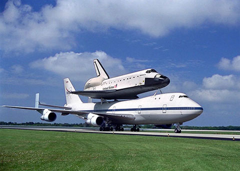 NASA chia tay tàu con thoi Endeavor