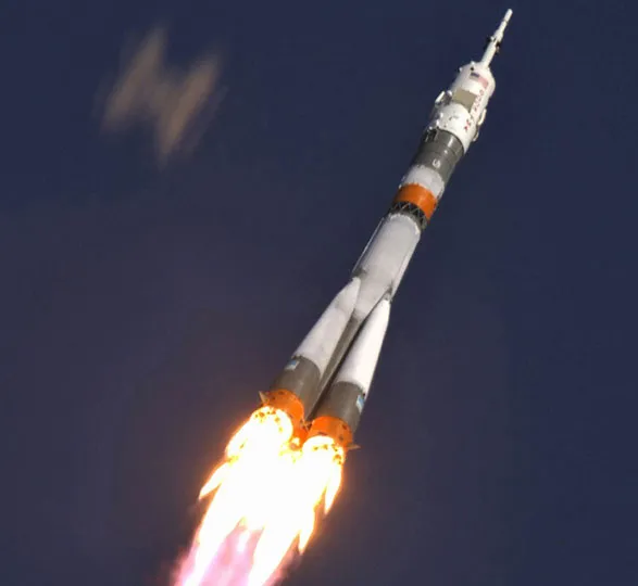 Nga phóng tên lửa Soyuz mang 6 vệ tinh