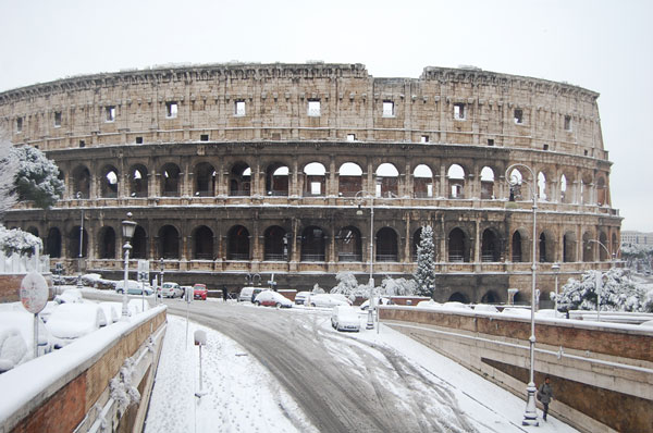 Mưa tuyết kỷ lục đe dọa các di tích lịch sử Italy