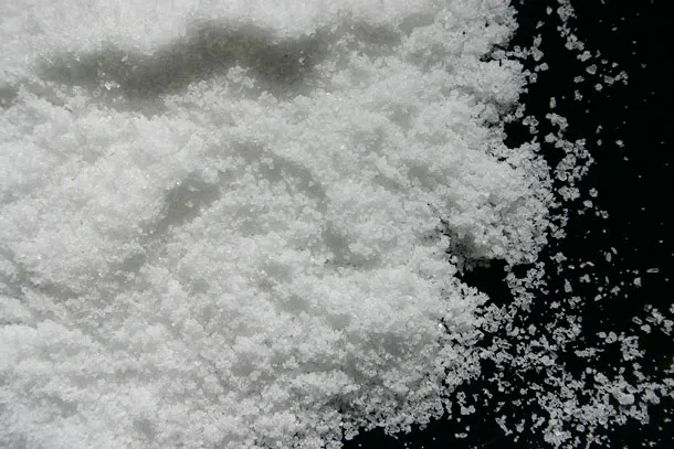 Thừa muối nguy hiểm như nghiện thuốc lá