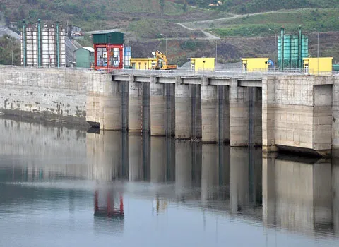 Không thể phát triển thủy điện bằng mọi giá