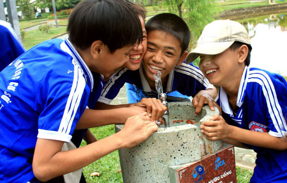 AusAID tài trợ cấp nước sạch cho dân nghèo ĐBSCL