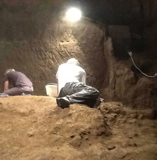 Kim tự tháp đầu tiên thời văn minh Etruscan được tìm thấy tại Ý