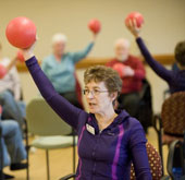 Chấn thương và thuốc sâu làm tăng mắc Parkinson