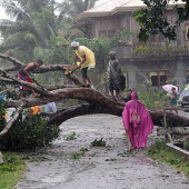 Bão lớn tấn công Philippines, 74 người thiệt mạng