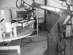 VN: Chế tạo thành công trạm hàn sử dụng robot