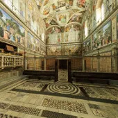 Vatican "khử trùng" cho các du khách