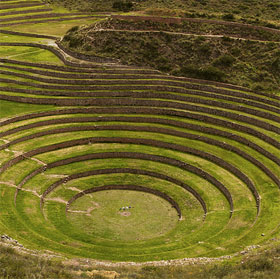 Quần thể ruộng bậc thang bí ẩn ở Peru