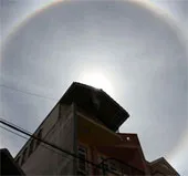 Quầng sáng lạ trên bầu trời Đà Lạt