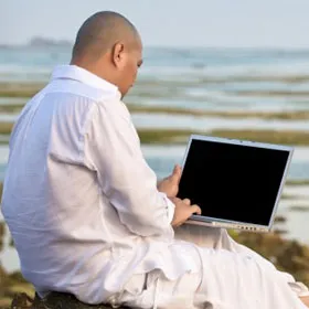 Nguyên nhân Internet "cám dỗ" con người