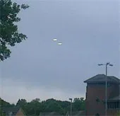 UFO “hiện nguyên hình” ở Anh?