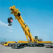 Cần cẩu di động cao và khỏe nhất thế giới