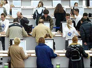 Thế giới có 694 triệu người online