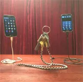 Dây sạc giúp smartphone của bạn trông như đang bay