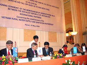 14 đối tác giúp VN về nước sạch và nông thôn