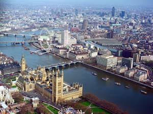 Kéo băng Bắc cực... bổ sung nước cho sông Themes