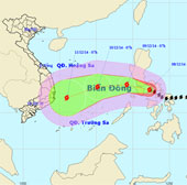 Bão Hagupit giật cấp 12 thẳng tiến biển Đông