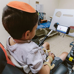 Phát triển smartphone cảm ứng không cần chạm