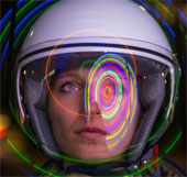 Mũ bảo hiểm nghe được cả suy nghĩ