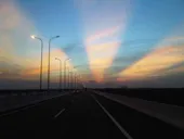 Hoàng hôn khác thường trên cao tốc Long Thành
