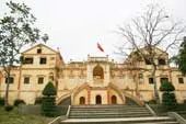 Dinh thự Vua mèo xứ Bắc Hà