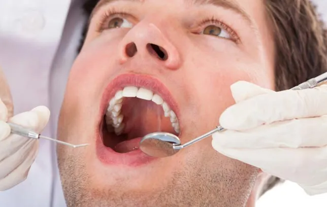 "Cậu nhỏ" có thể gặp trục trặc vì... bệnh răng miệng