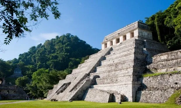 Giải mã thành công hình chạm trổ trên mộ Vua Pakal