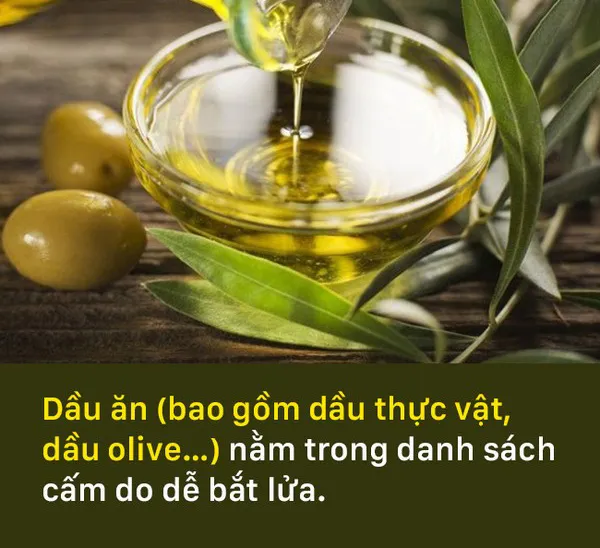 5 thứ bạn "không ngờ" là bị cấm kí gửi trên máy bay
