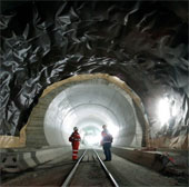 Đường hầm dài nhất thế giới chính thức hoàn thành tại Thụy Sỹ
