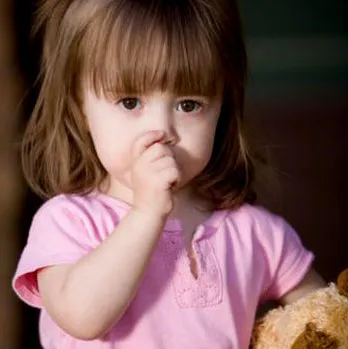 Lý giải vì sao nhiều người thích ăn... rỉ mũi?