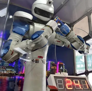 Trung Quốc giới thiệu robot có khả năng viết báo