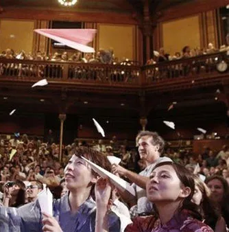 Nghiên cứu nụ hôn mãnh liệt đạt giải Ig Nobel 2015