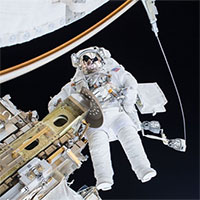 Làm thế nào để trở thành một phi hành gia?